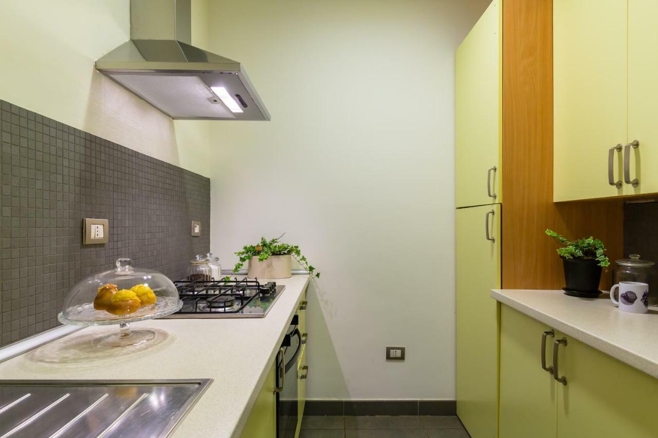 Starhost - Casa Del Capitano Apartman Salerno Kültér fotó